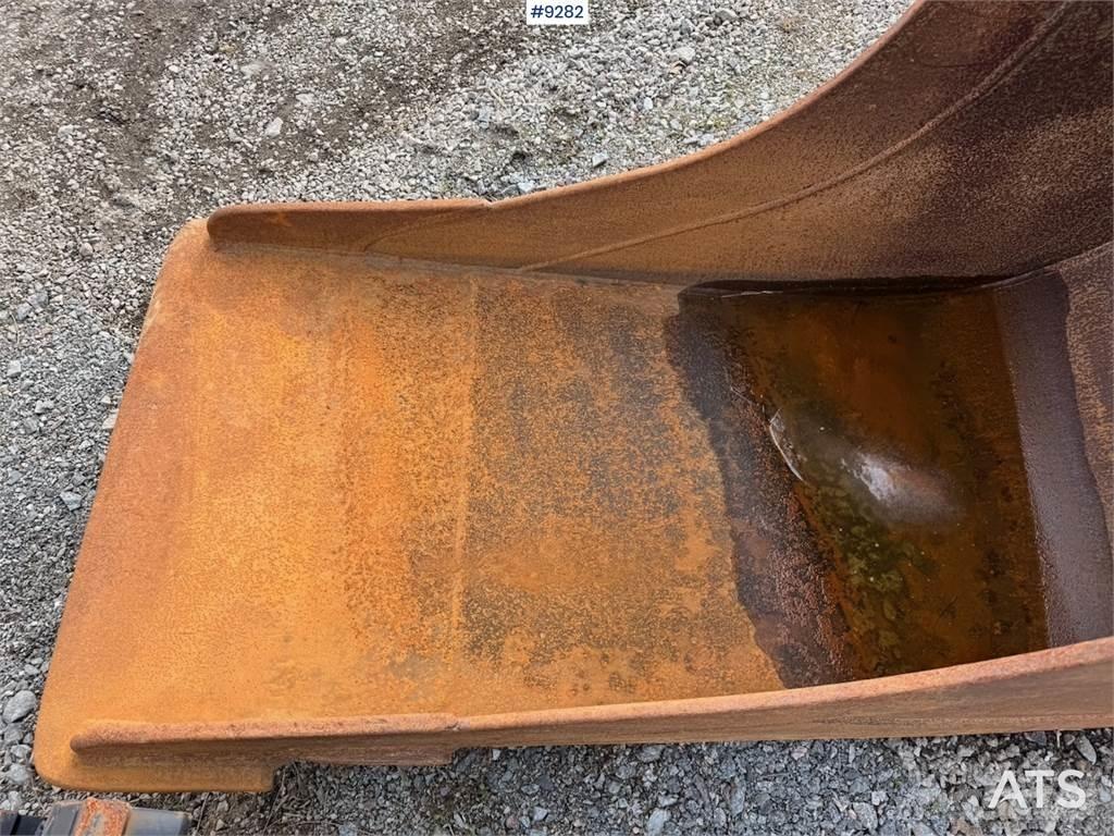 Engcon S60 Kiti naudoti statybos komponentai
