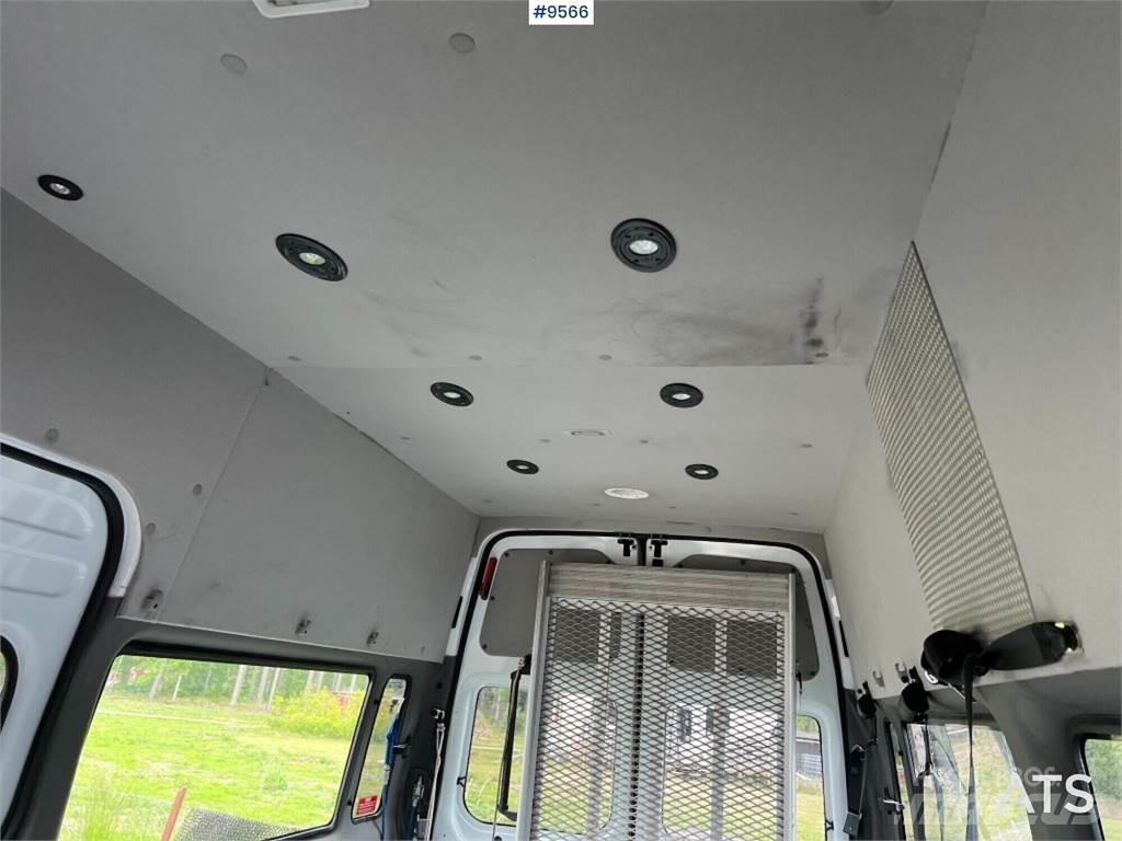 Ford Transit Mikroautobusai