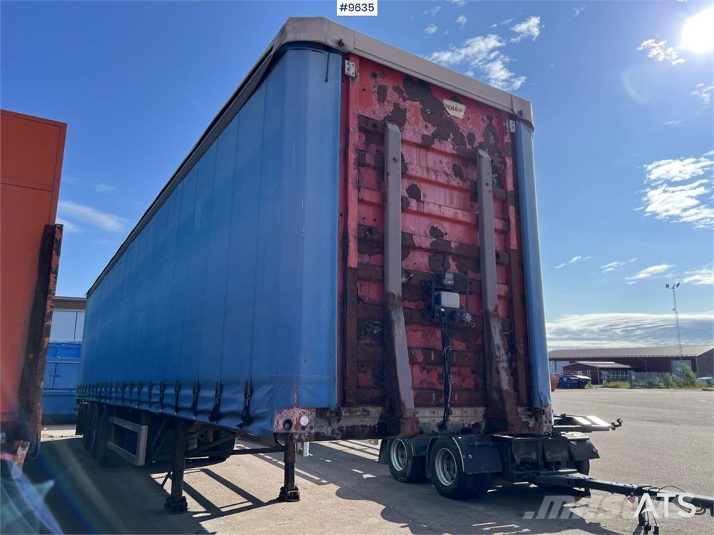 Fruehauf SS136/P3S Tentinės puspriekabės