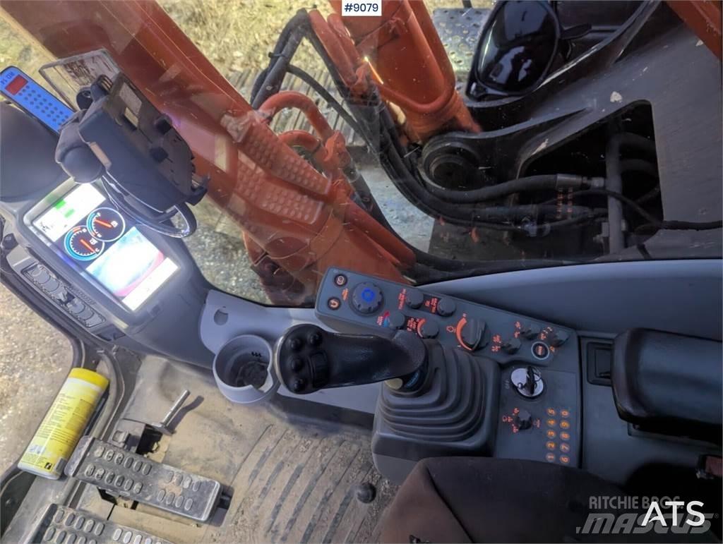 Hitachi ZX350LC-5B Vikšriniai ekskavatoriai