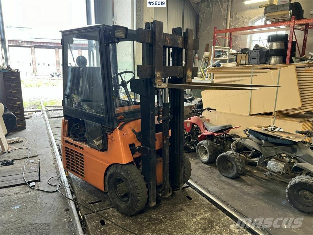 Hyster Bensindriven Šakiniai krautuvai - Kita