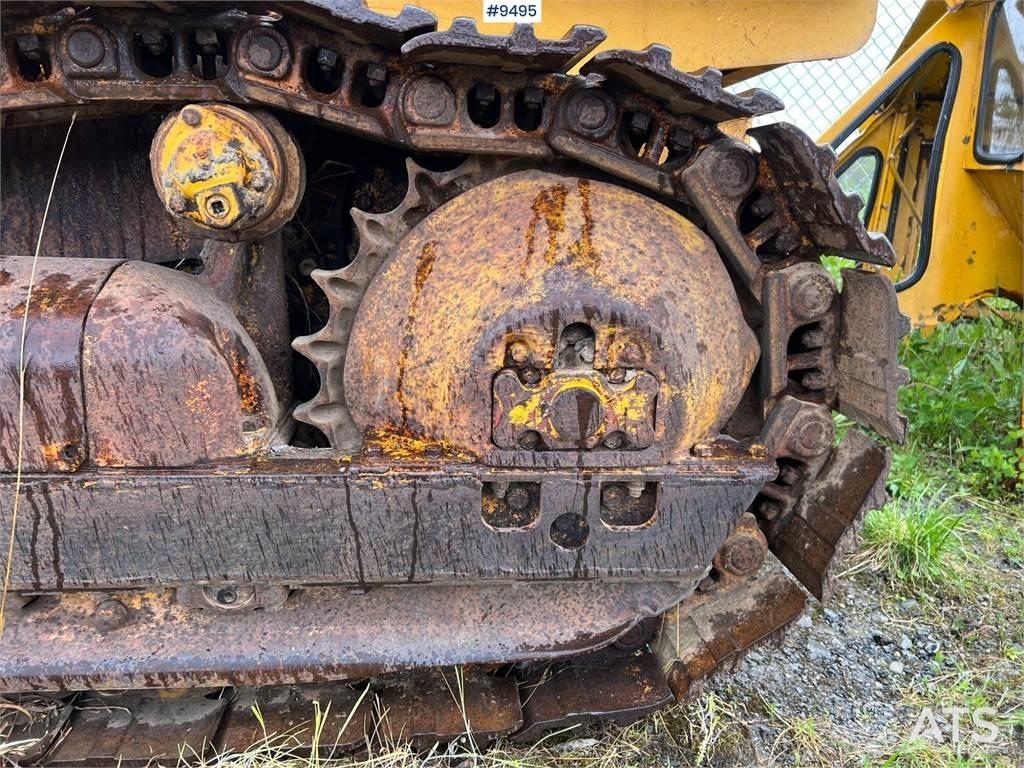 International L125 Vikšriniai buldozeriai