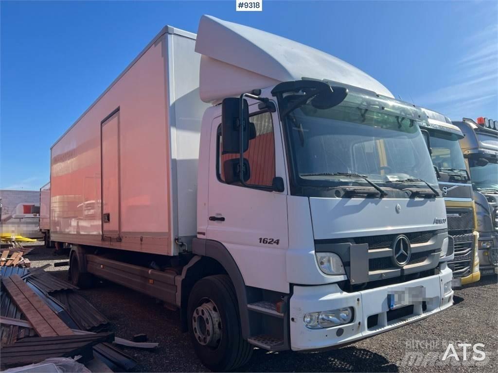 Mercedes-Benz ATEGO Sunkvežimiai su dengtu kėbulu