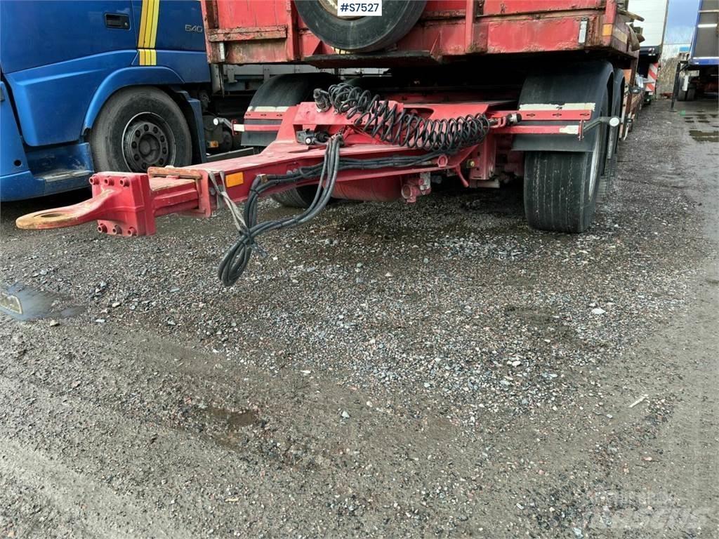 Parator SD18 Kitos puspriekabės