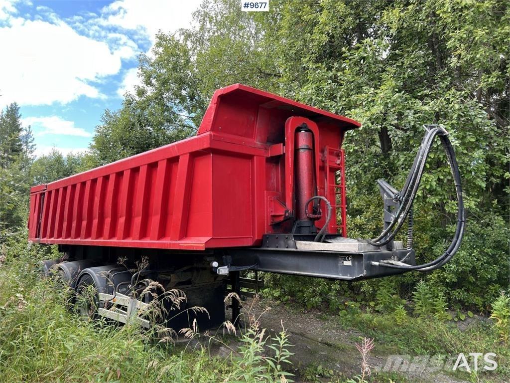RKP -3-10.5/8.4-SOKI Savivartės puspriekabės