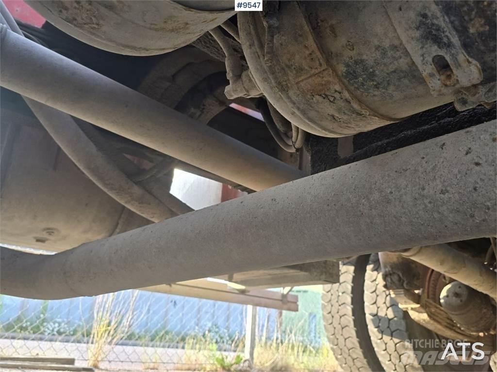 Scania P124 Sunkvežimiai su keliamuoju kabliu
