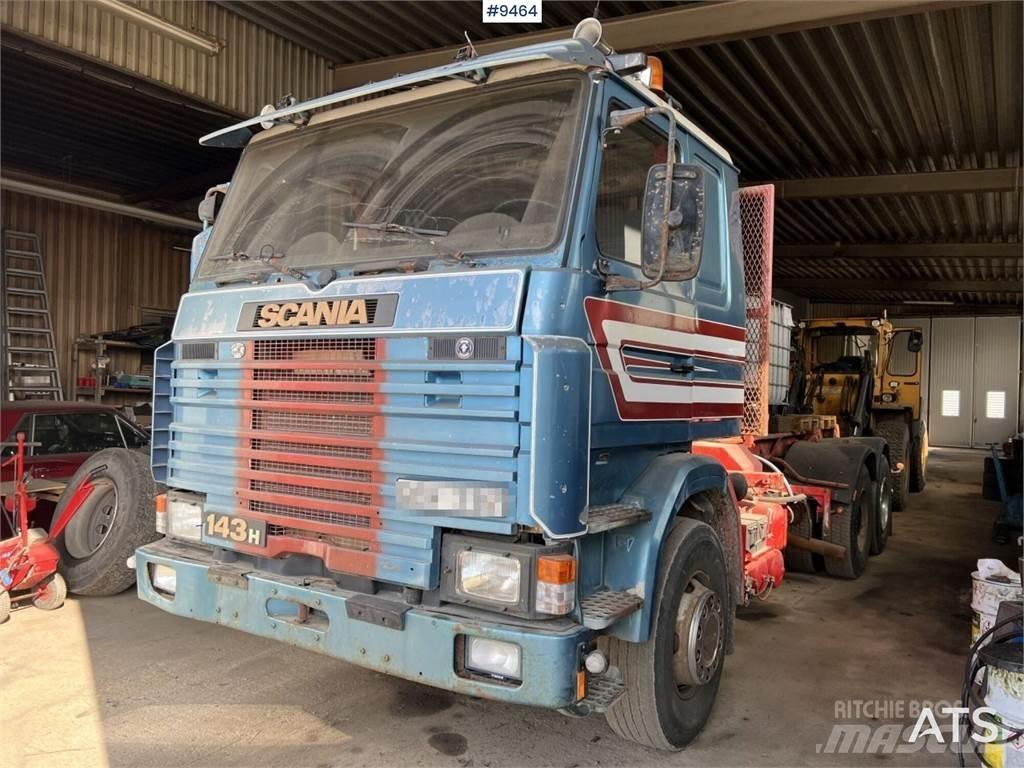 Scania R143 Sunkvežimiai su keliamuoju kabliu