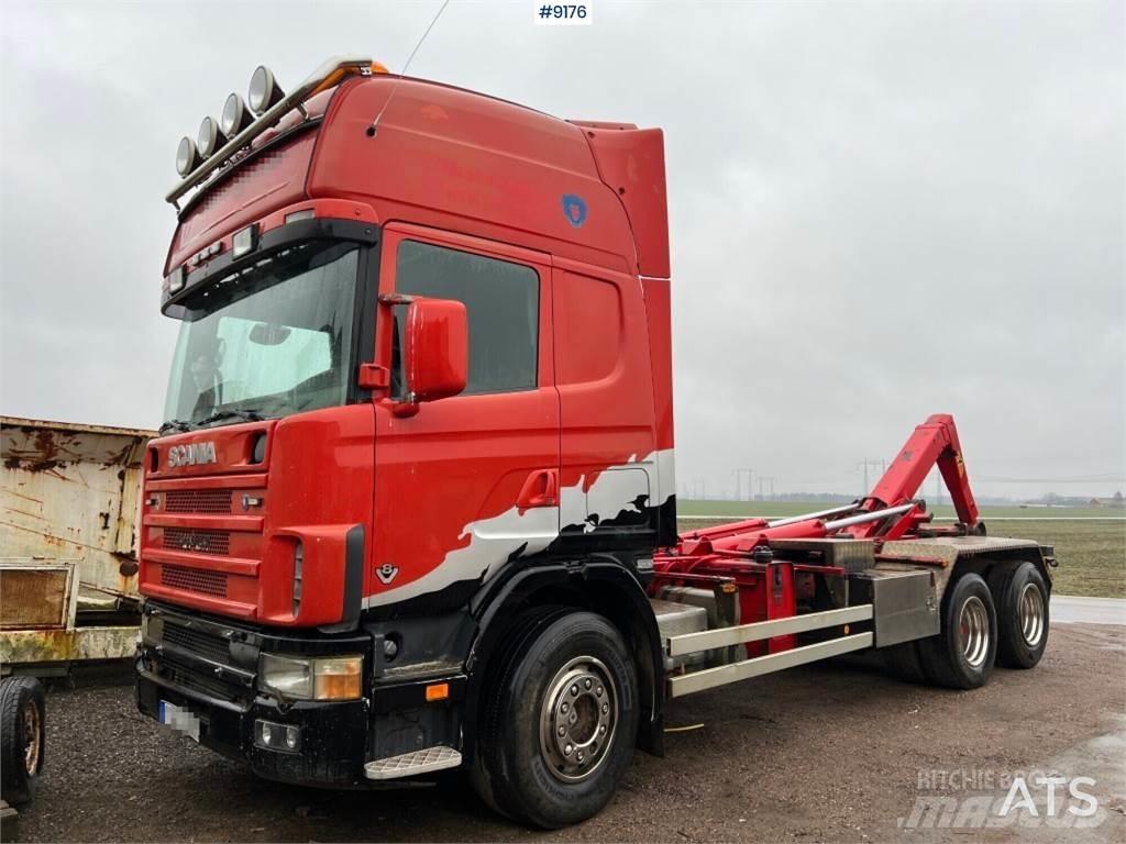 Scania R144GB6X4NA530 Sunkvežimiai su keliamuoju kabliu