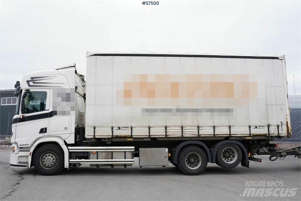 Scania R580 Sunkvežimiai su dengtu kėbulu