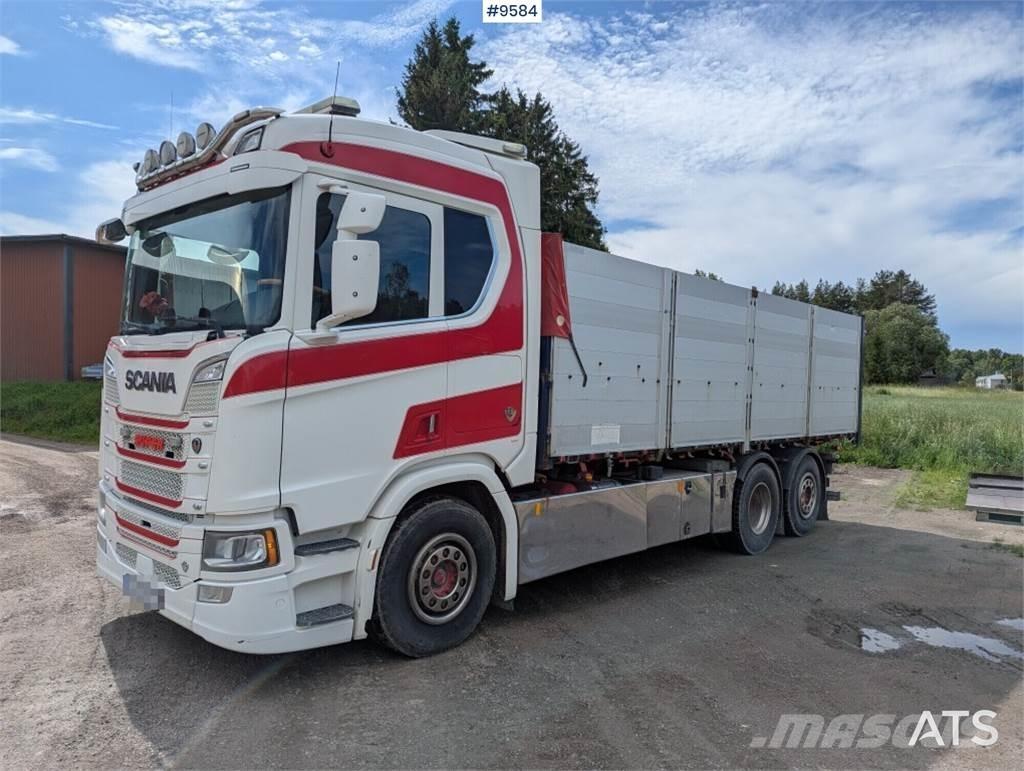 Scania R580 6X2 Sunkvežimiai su dengtu kėbulu
