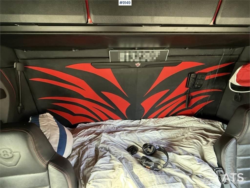 Scania S650B Sunkvežimiai su dengtu kėbulu