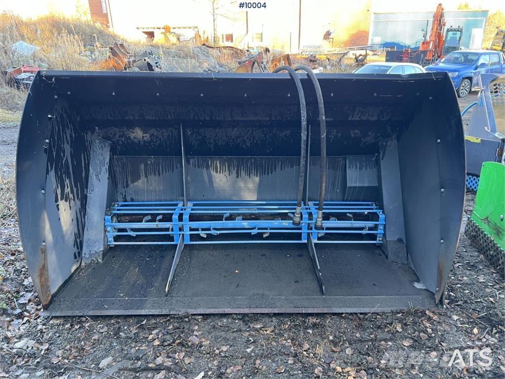 SE Equipment 114080 Kaušai