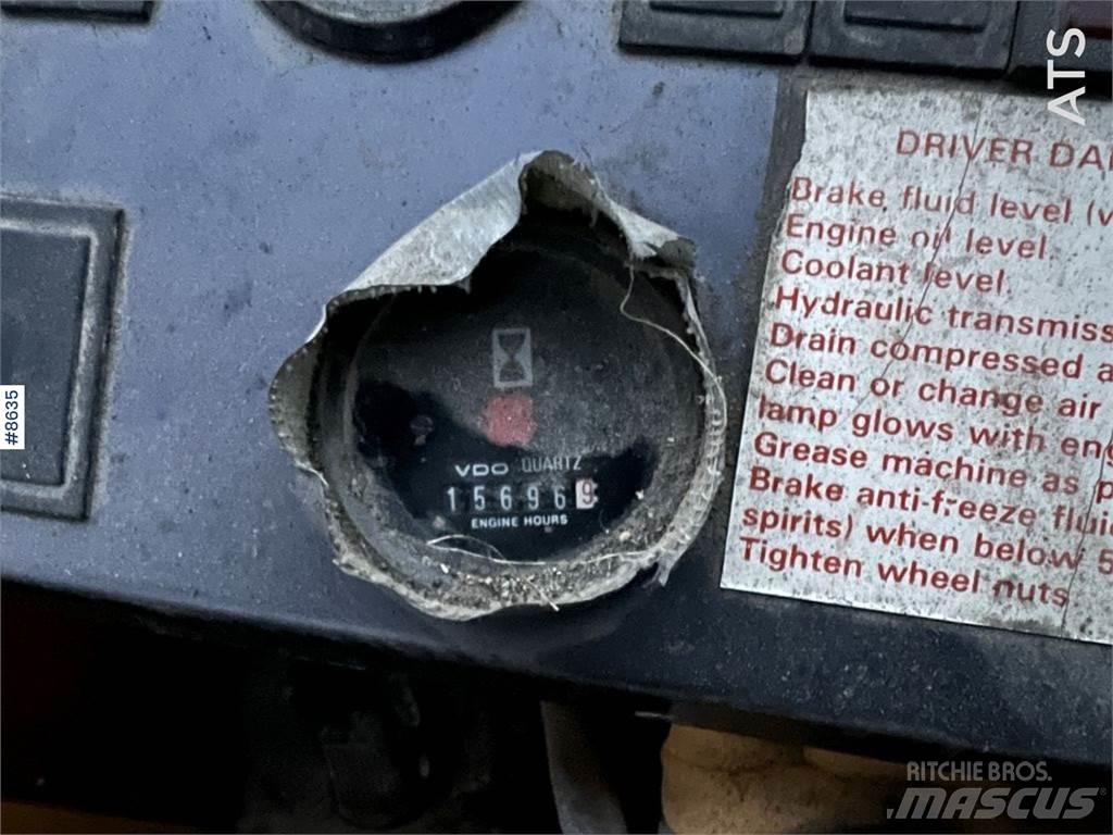 Volvo BM L120 Ratiniai buldozeriai
