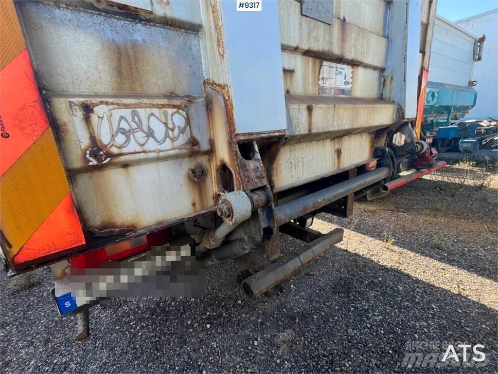 Volvo FM 340 4X2 Sunkvežimiai su dengtu kėbulu