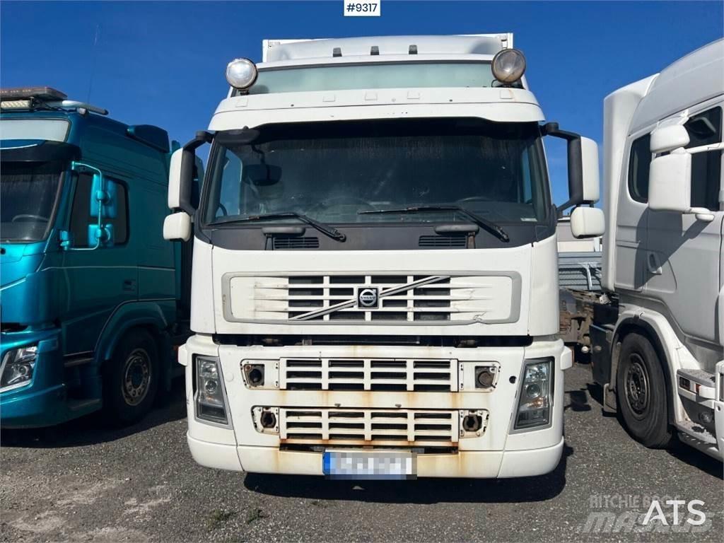 Volvo FM 340 4X2 Sunkvežimiai su dengtu kėbulu