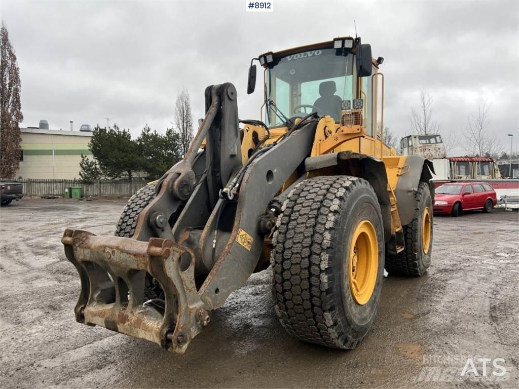 Volvo L110E Naudoti ratiniai krautuvai