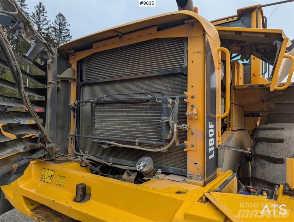 Volvo L180F Naudoti ratiniai krautuvai