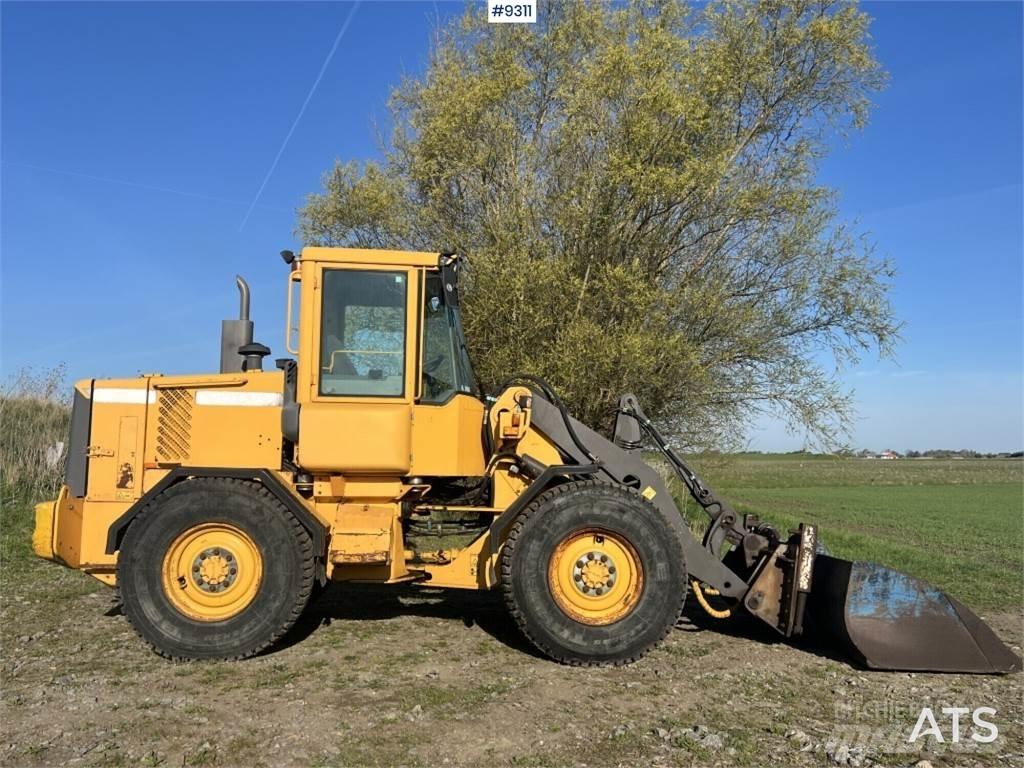 Volvo L50D Naudoti ratiniai krautuvai