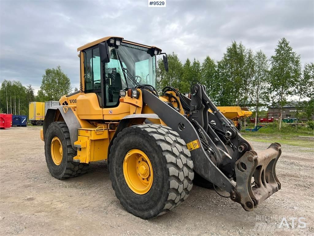 Volvo L60F Naudoti ratiniai krautuvai