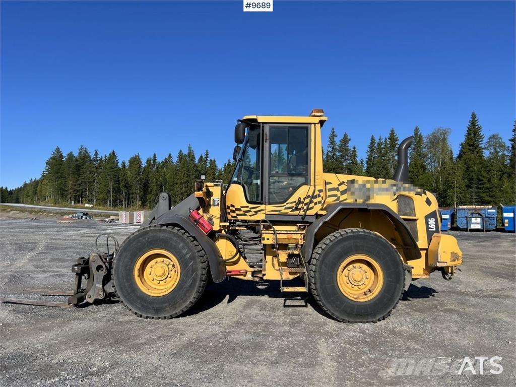 Volvo L60G Naudoti ratiniai krautuvai