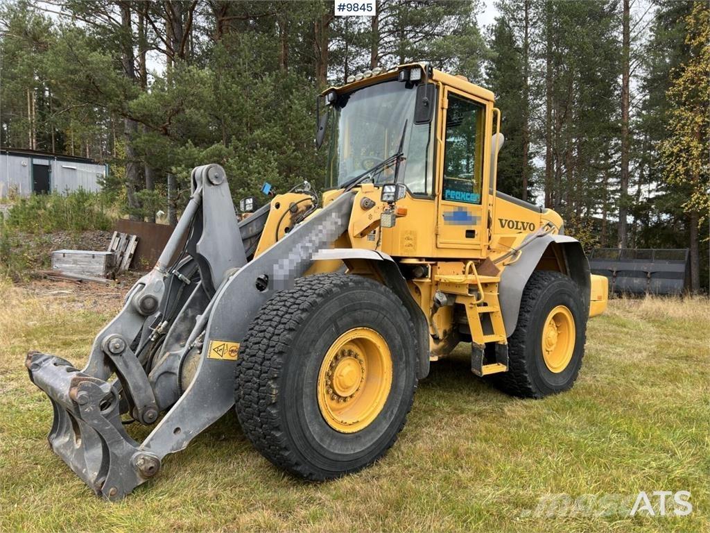 Volvo L90E Naudoti ratiniai krautuvai