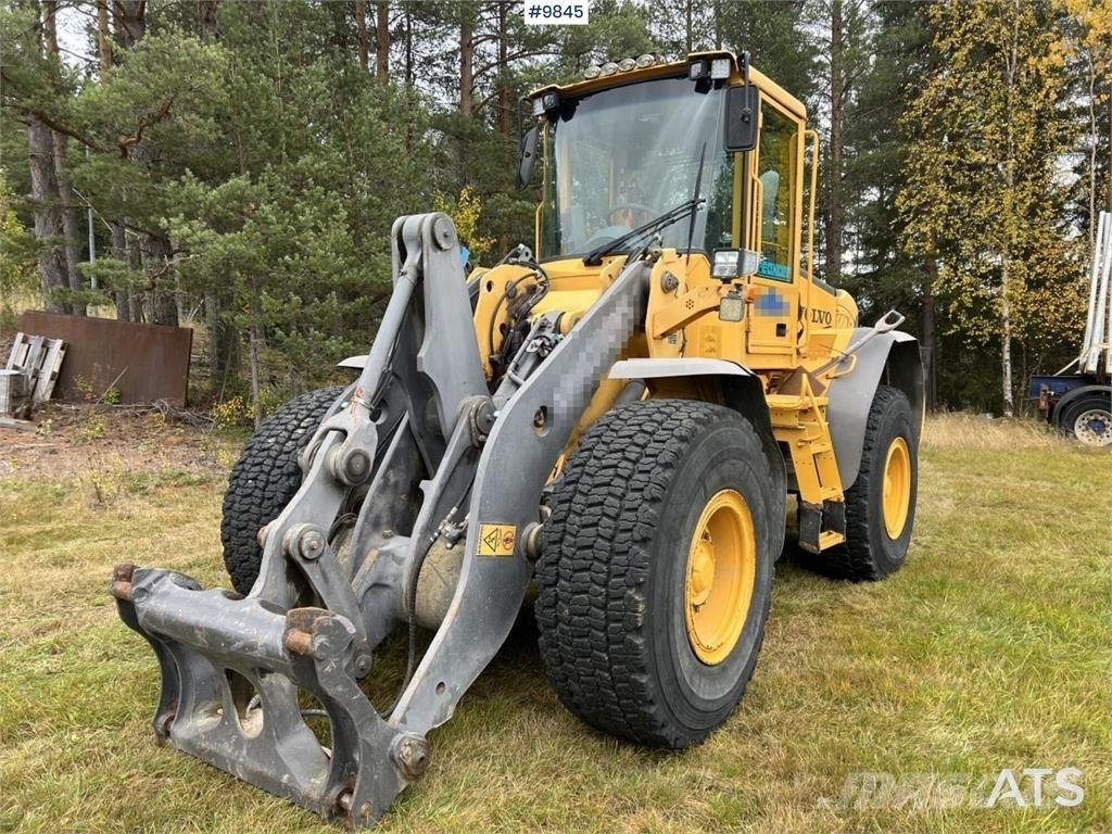 Volvo L90E Naudoti ratiniai krautuvai
