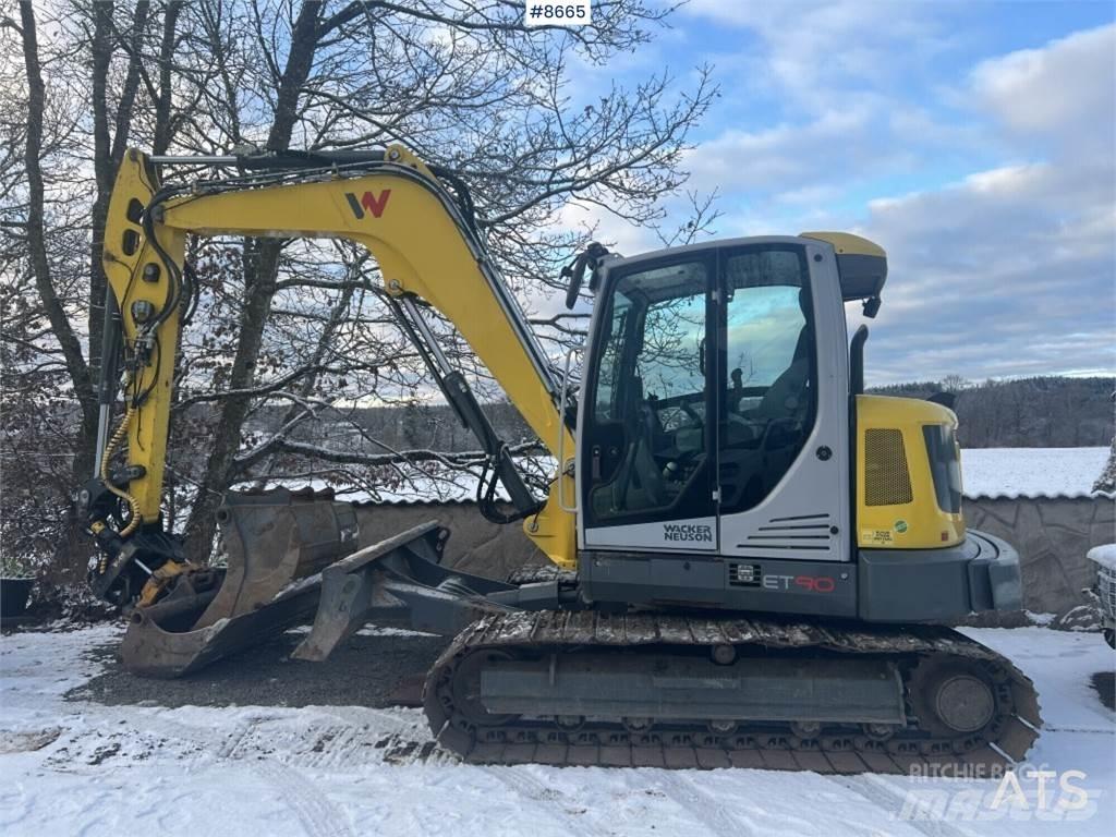 Wacker Neuson ET90 Vidutinės galios ekskavatoriai 7-12 t