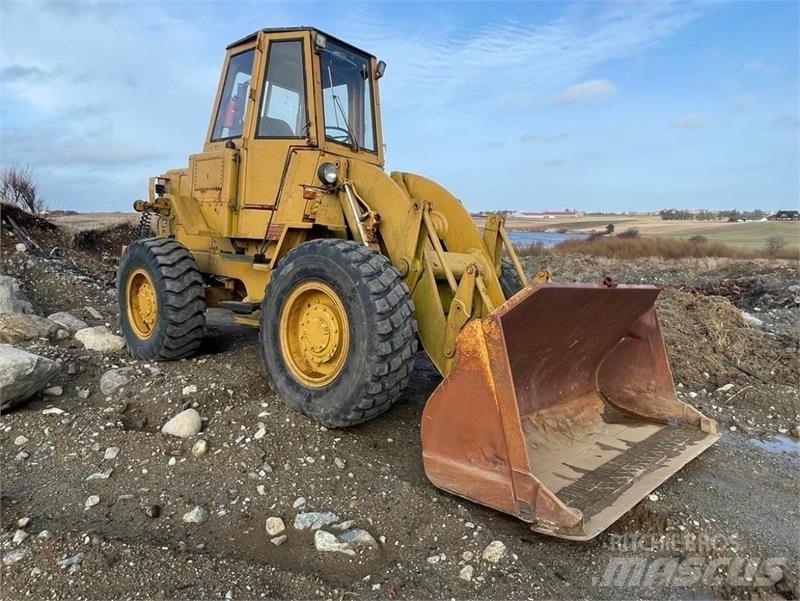 CAT 920 Naudoti ratiniai krautuvai
