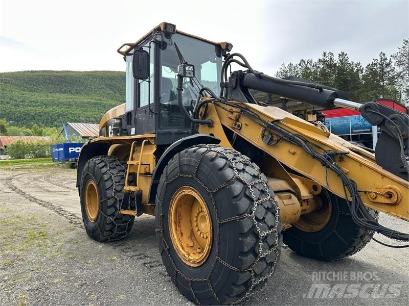 CAT 930 G Naudoti ratiniai krautuvai