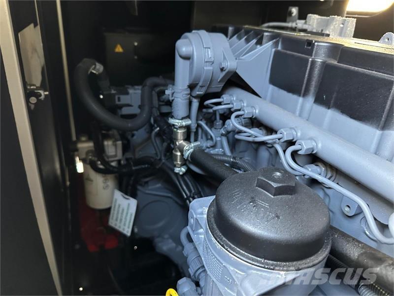  D250GX Statyba - Kita