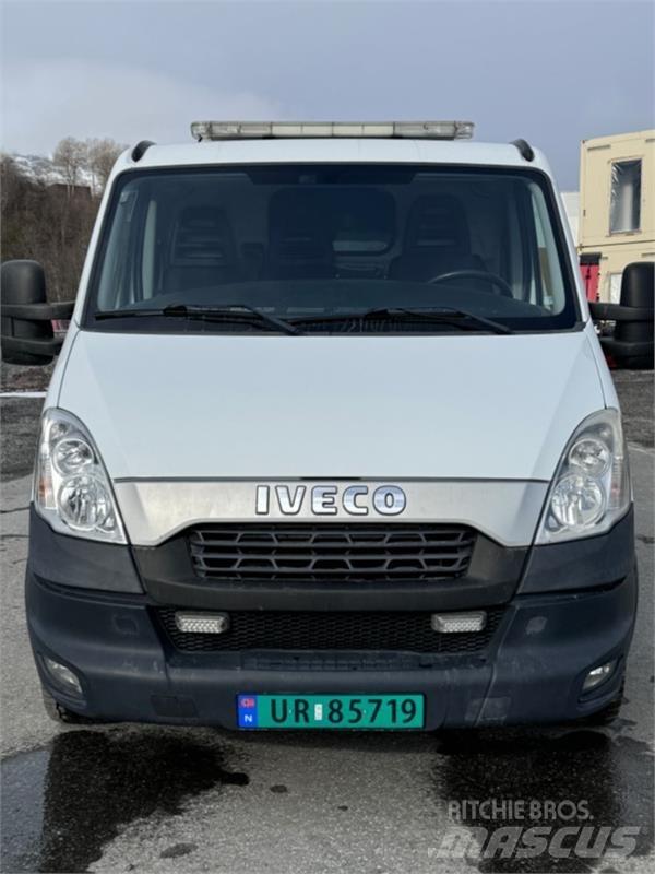 Iveco Daily Lengvieji automobiliai