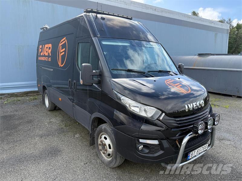 Iveco Daily Lengvieji automobiliai