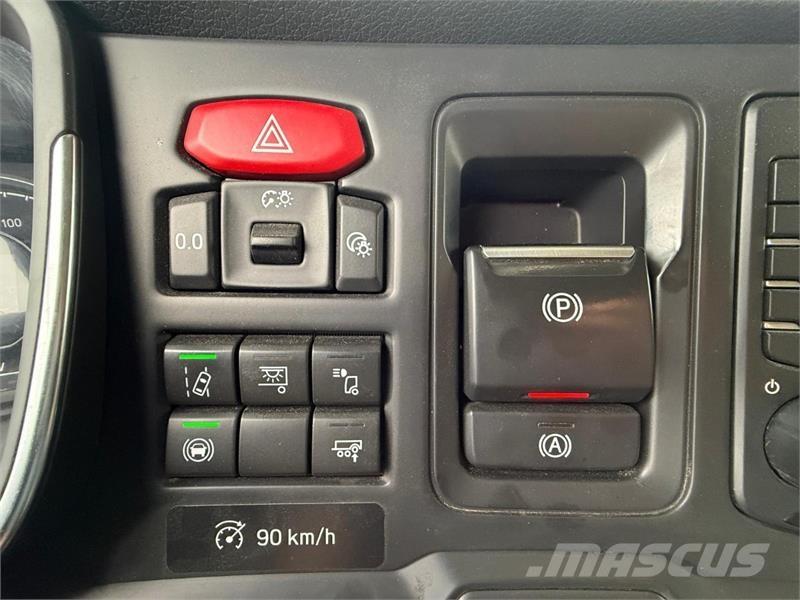 Scania R500 Sunkvežimiai su keliamuoju kabliu