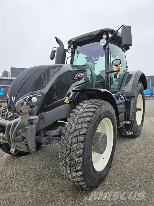 Valtra S374 Traktoriai