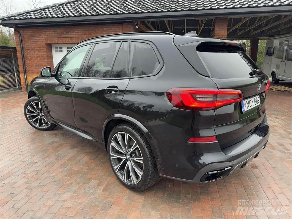 BMW  Lengvieji automobiliai