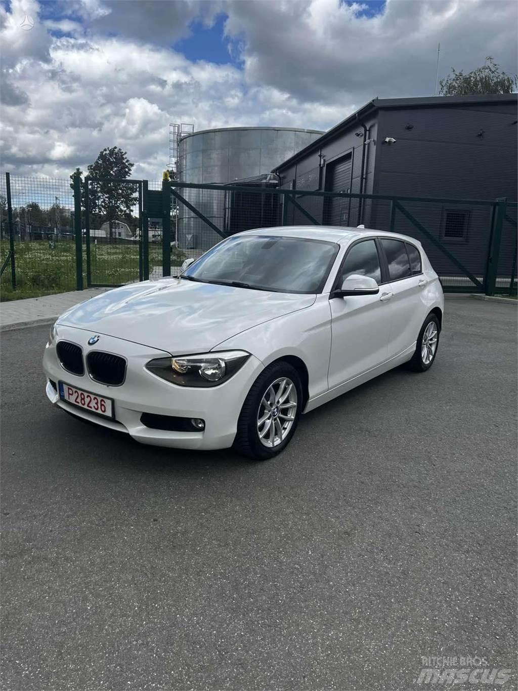 BMW  Lengvieji automobiliai