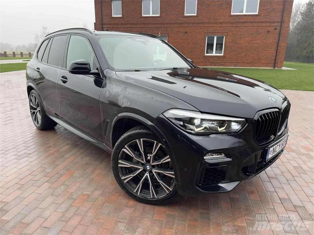 BMW  Lengvieji automobiliai