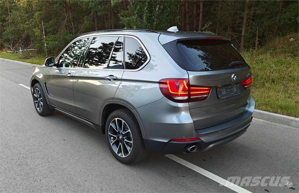 BMW  Lengvieji automobiliai