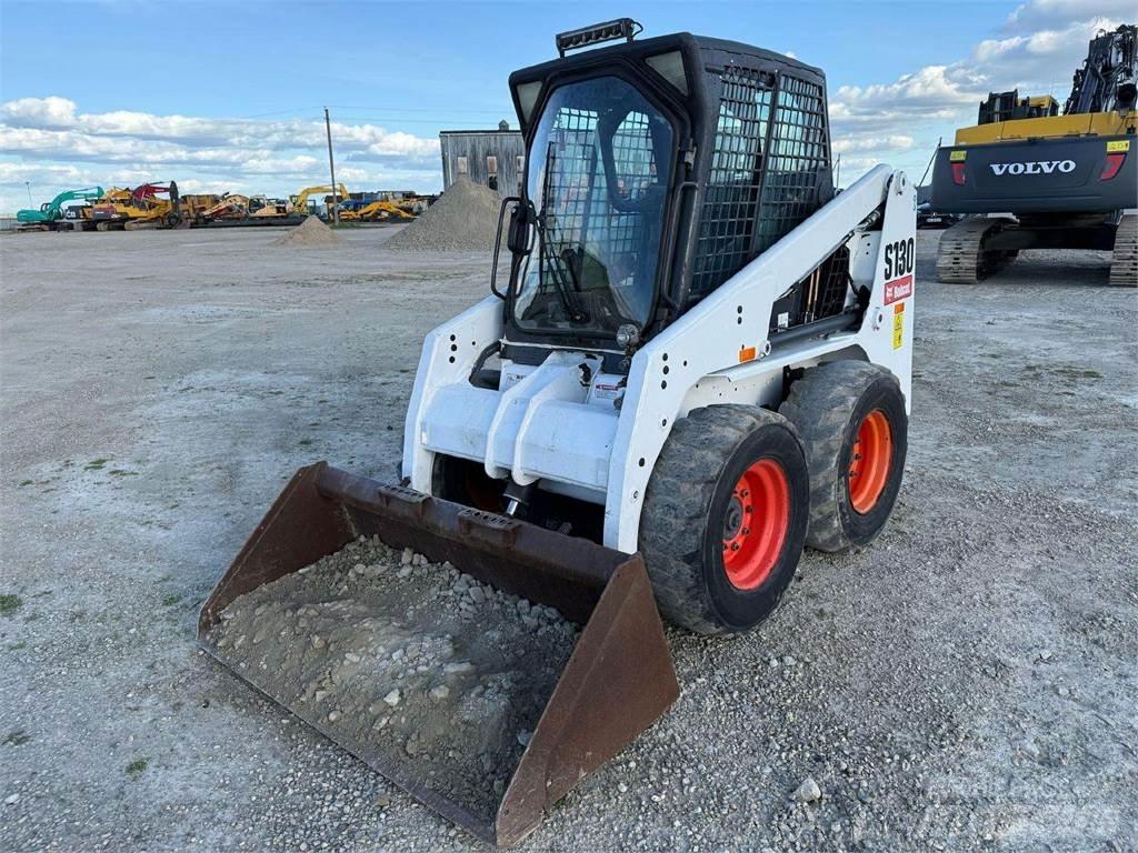 Bobcat S130 Mini krautuvai