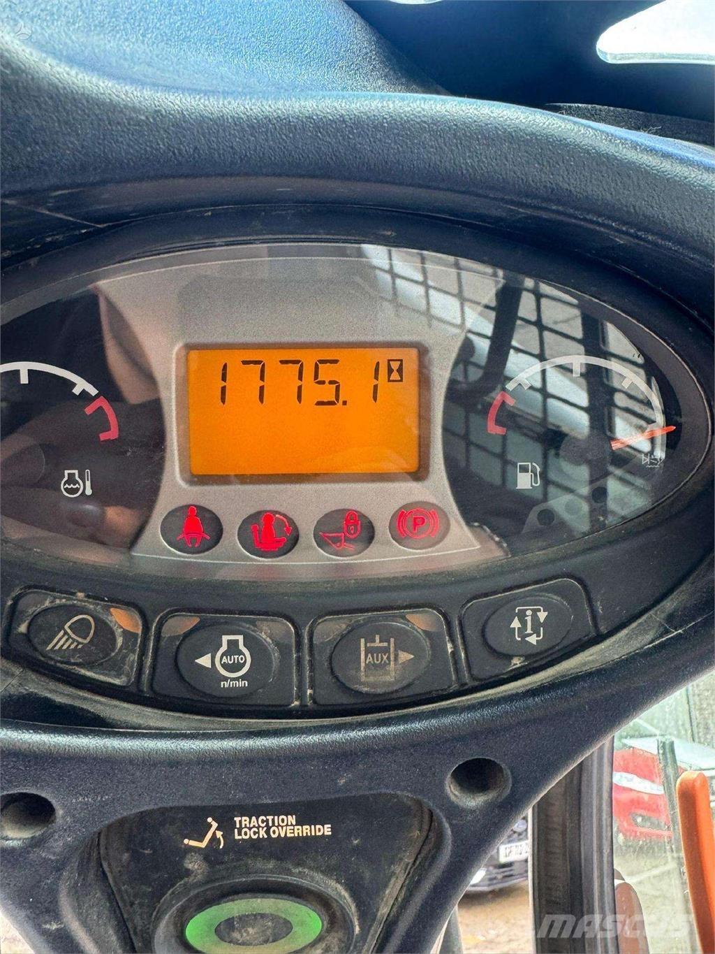 Bobcat T590 Mini krautuvai