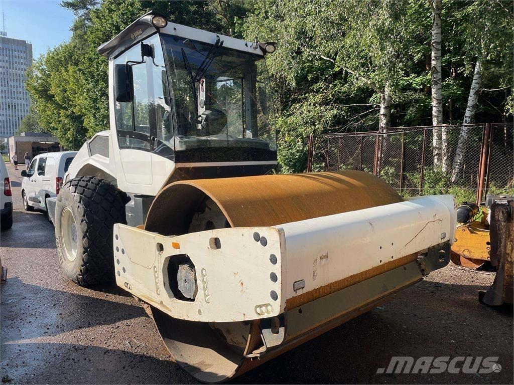 Bomag BW 211-5 Vieno būgno volai