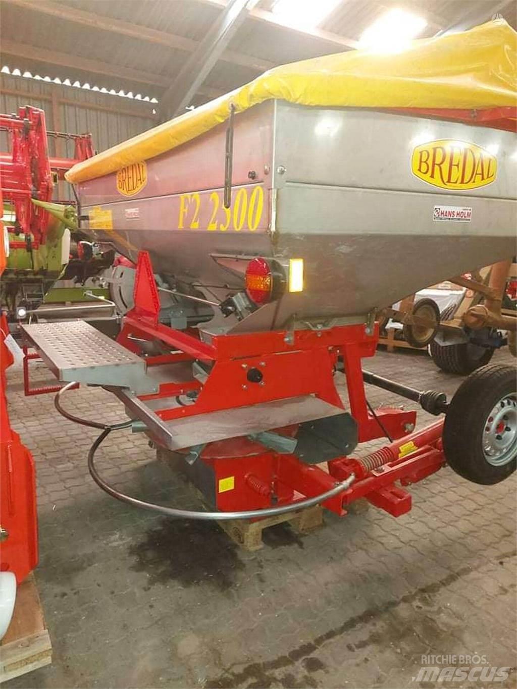 Bredal F2 2500 Mineralinių trąšų barstytuvai
