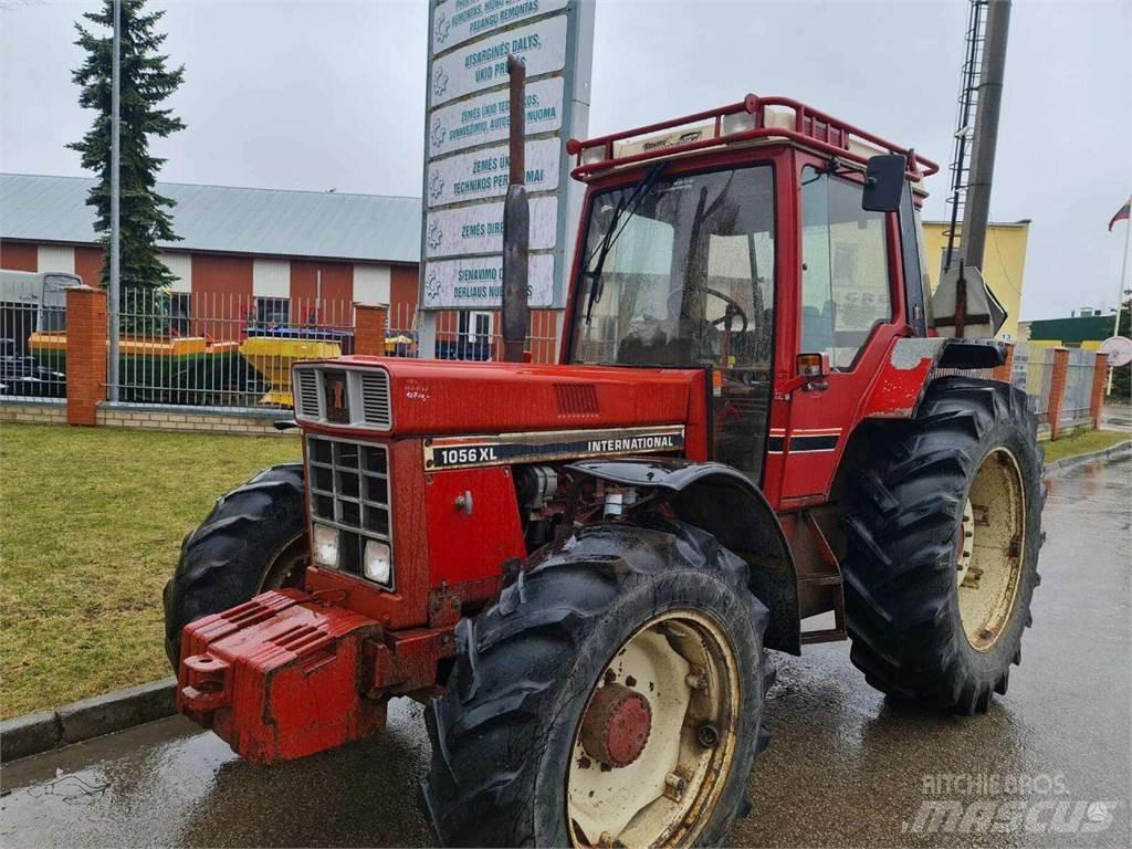 Case IH 1056 XL Traktoriai