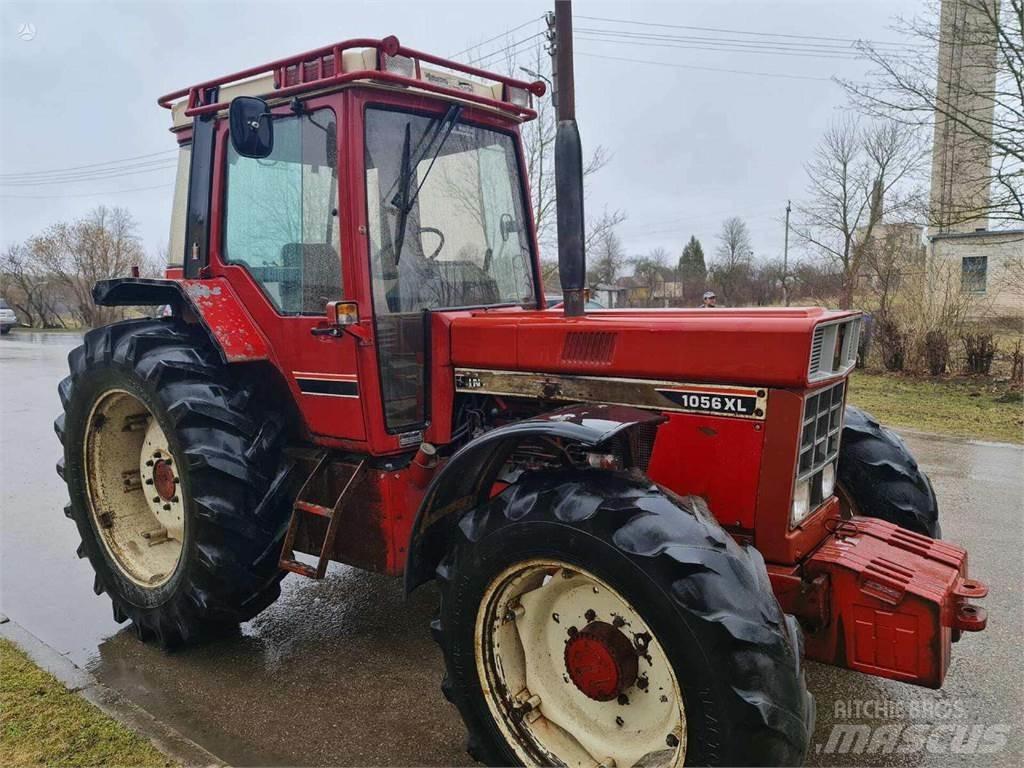 Case IH 1056 XL Traktoriai