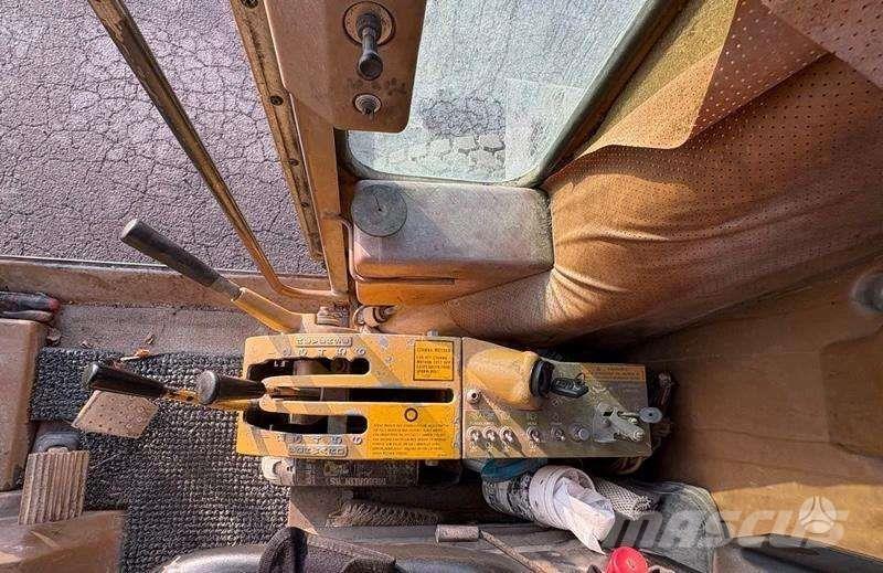 CAT 120 G Greideriai