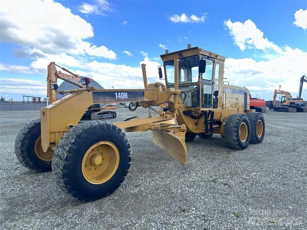 CAT 140 H Greideriai