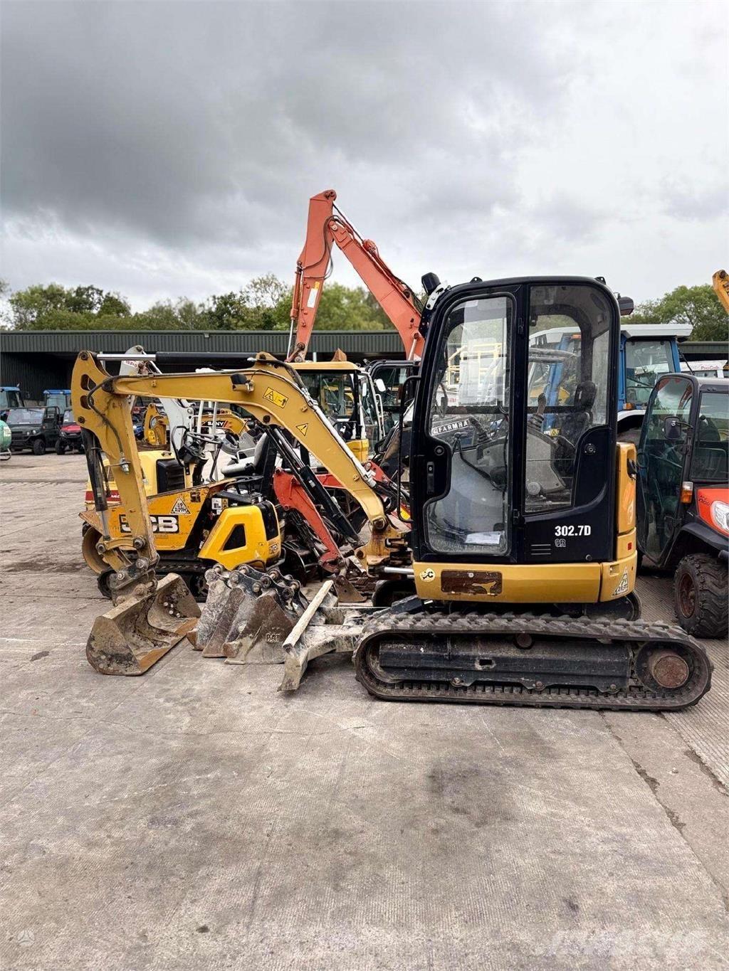 CAT 302.7 DCR Mini ekskavatoriai < 7 t