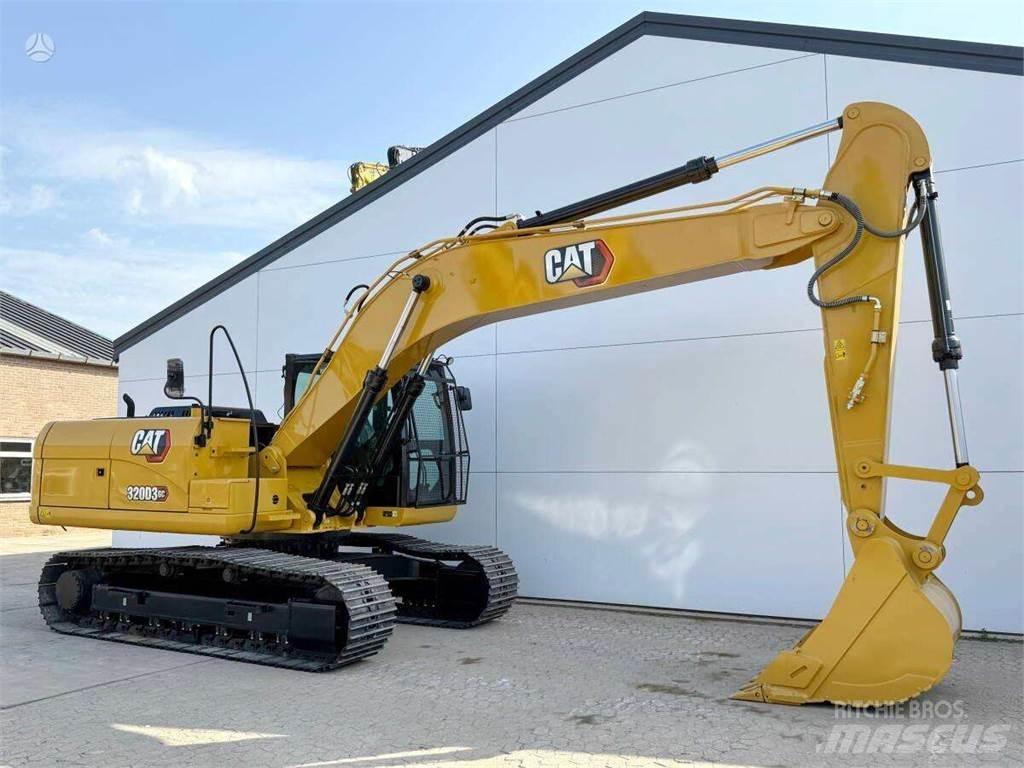 CAT 320D3 Vikšriniai ekskavatoriai