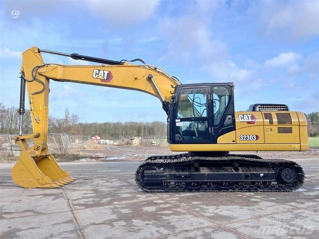 CAT 323D3 Vikšriniai ekskavatoriai