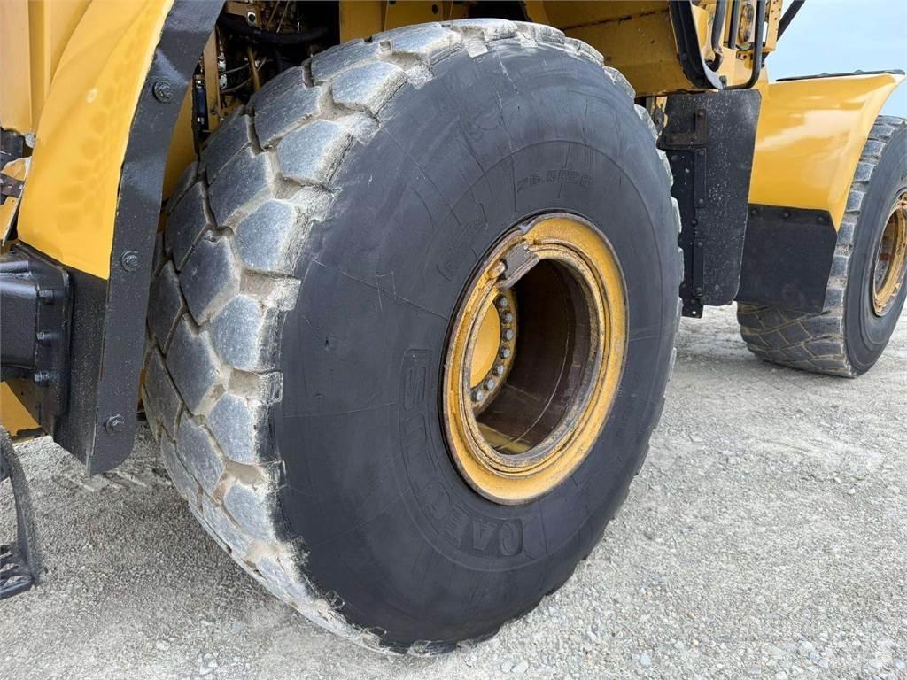 CAT 972 K Naudoti ratiniai krautuvai